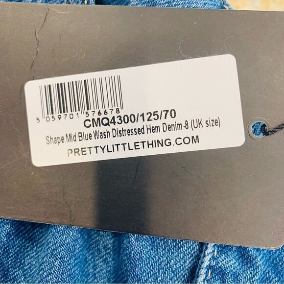 Pretty Little Thing Mid Blue Wash Distressed Hem Size 4 - Picture 8 of 9